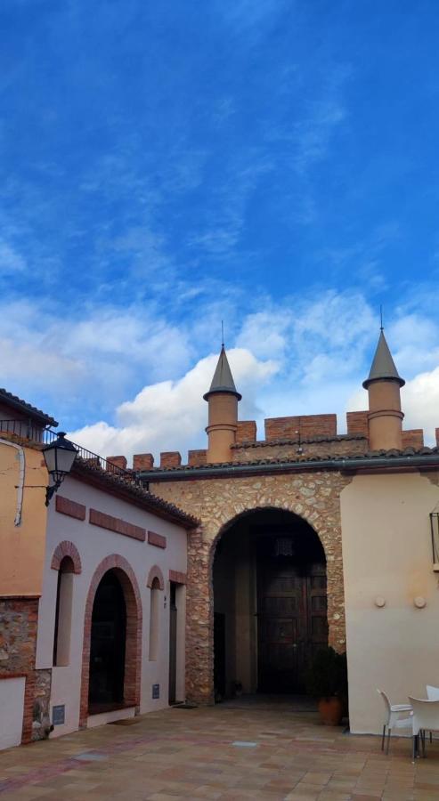 Masía de San Juan Casas Rurales con piscina y vistas a la montaña Segorbe  Exterior foto